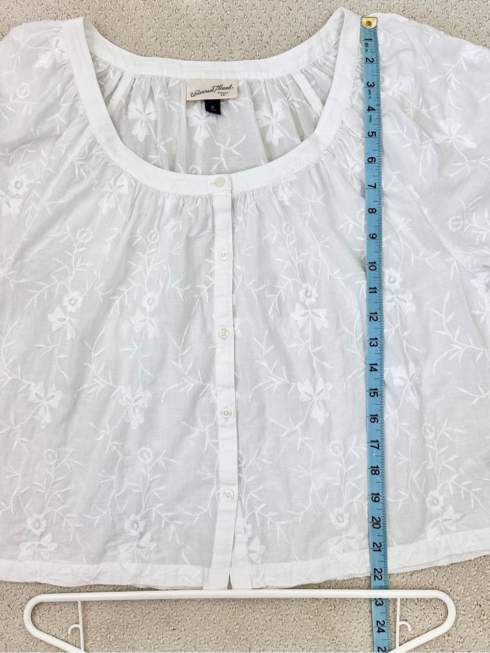 White Peasant Top Medium Short Sleeve Embroidered Lightweight Button-Front - Picture 9 of 9